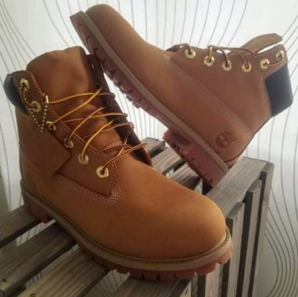 Timberland ( Size 7 ) Wheat Nubuck Boots - Picture 2 of 6